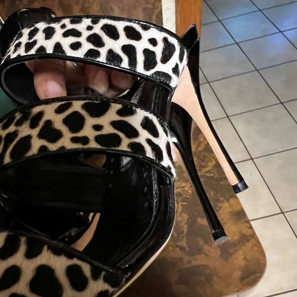 Manolo Blahnik Pony Hair Cow Print Strappy Slip On High Heel Sandals - Picture 2 of 4